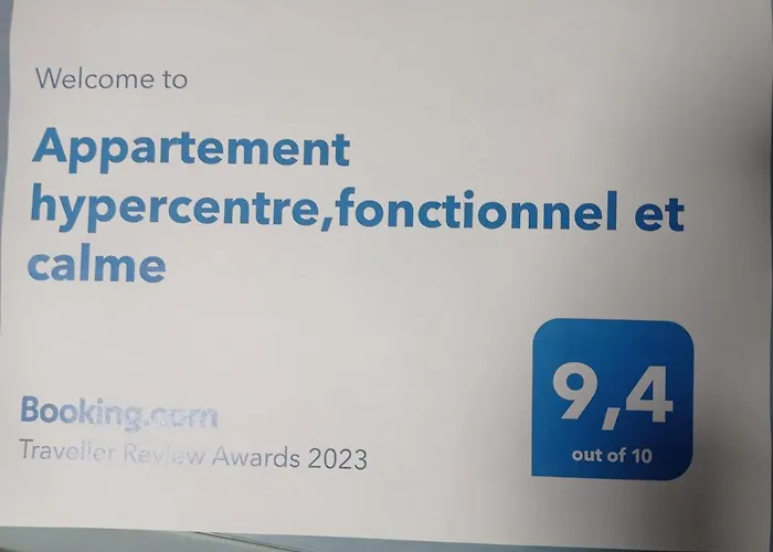 House Of Twenty, Calme,Rue Pietonne, Proche De La Mer, Wifi Gratuit