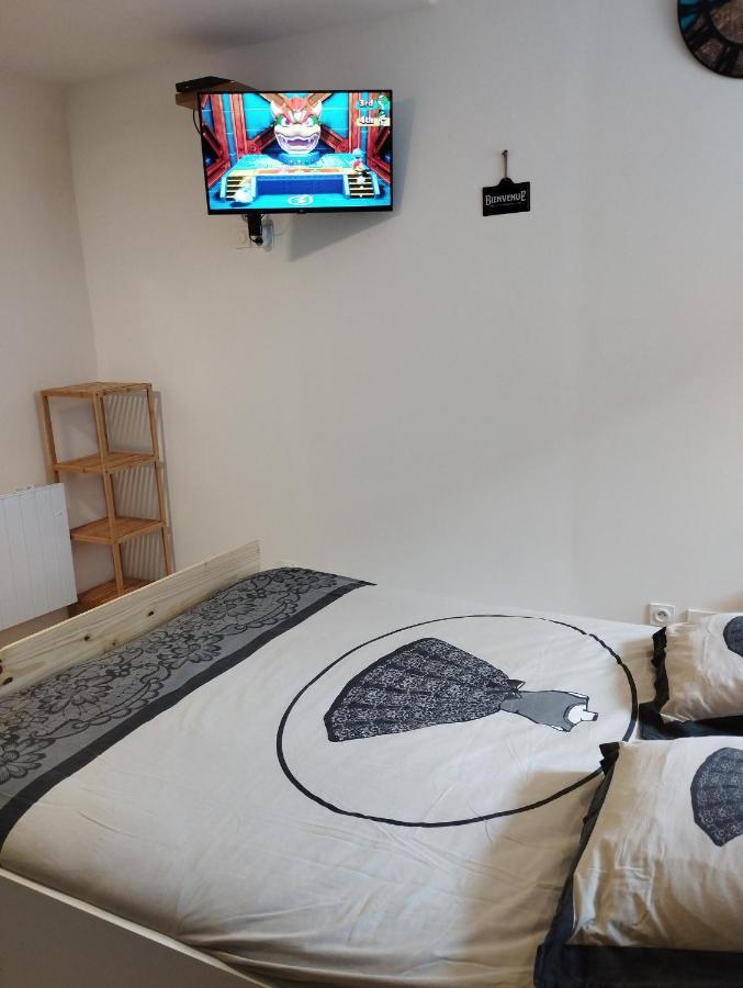 House Of Twenty, Calme,rue Pietonne, Proche De La Mer, Wifi Gratuit Appartement *