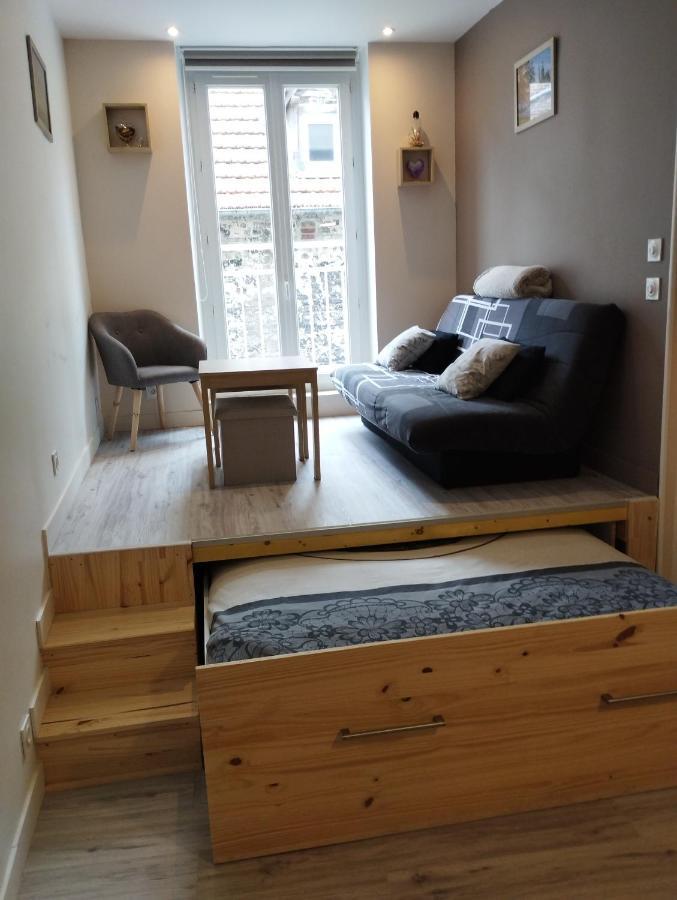 House Of Twenty, Calme,rue Pietonne, Proche De La Mer, Wifi Gratuit Apartment *